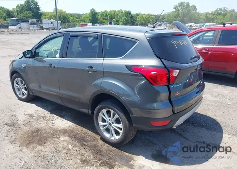 2019 Ford Escape Se из США, поврежденный, VIN 1FMCU9GD6KUB49339